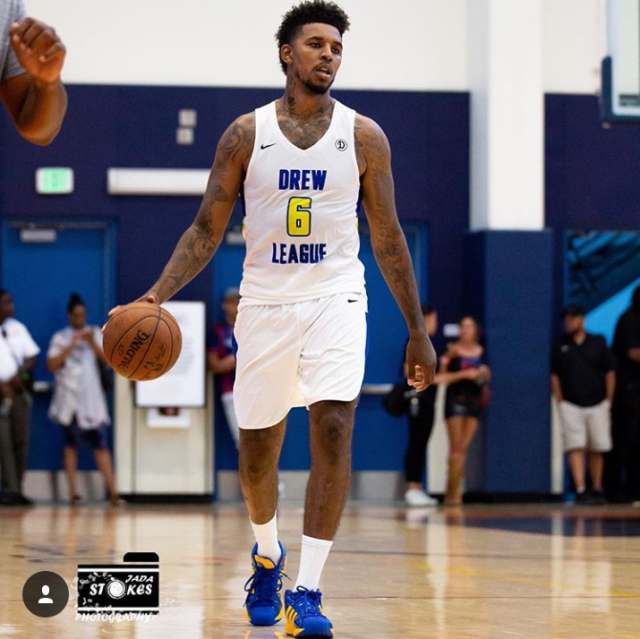 他是不是一 他是不是一