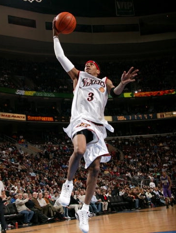 篮网中锋为 篮网中锋为